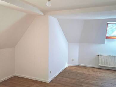 Wohnung zur Miete 250 € 2 Zimmer 45 m² 2. Geschoss frei ab sofort Schlossstraße 1 Waldheim Waldheim 04736