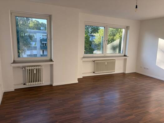 Wohnung zur Miete 479 € 2 Zimmer 61 m² 3. Geschoss frei ab 16.08.2026 Bahnhofstr. 56 a Mittelmeiderich Meiderich / Beeck 47138