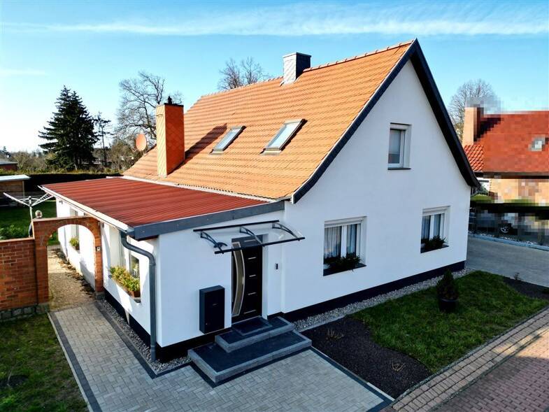 Einfamilienhaus zum Kauf 292.000 € 6 Zimmer 130 m² 725 m² Grundstück Lübz Lübz 19386
