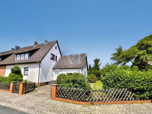 Doppelhaushälfte zum Kauf 350.000 € 6 Zimmer 131 m² 818 m² Grundstück Rethen Laatzen 30880