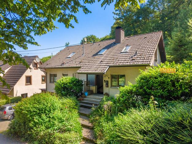 Mehrfamilienhaus zum Kauf 390.000 € 7 Zimmer 149,5 m² 1.060 m² Grundstück Bleichheim Herbolzheim 79336
