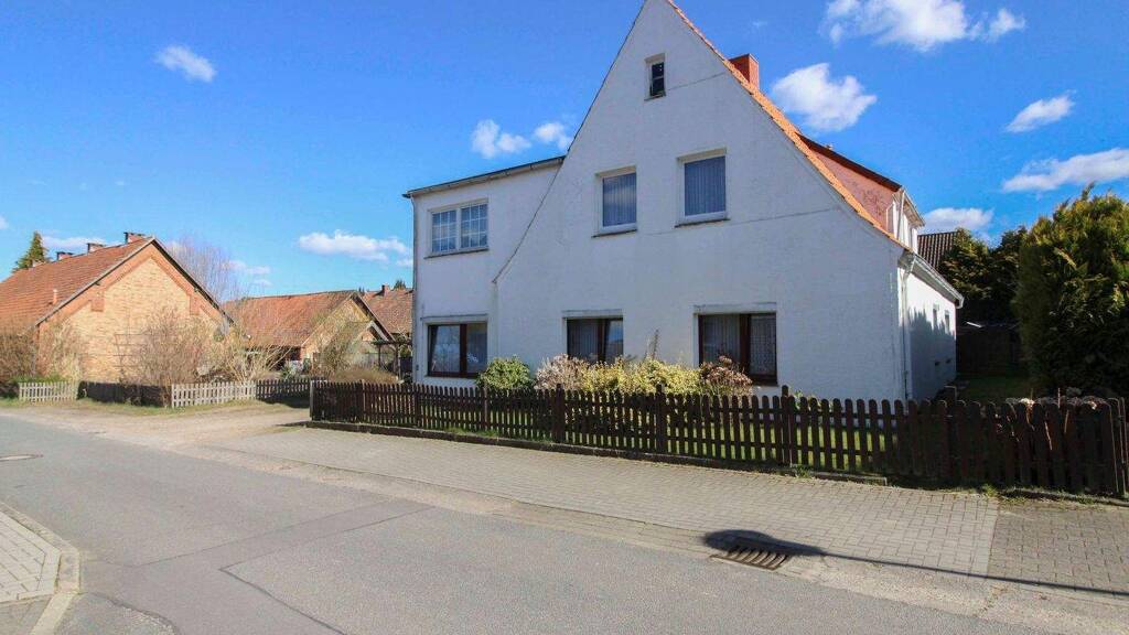 Einfamilienhaus zum Kauf 155.000 € 8 Zimmer 178,1 m² 404,1 m² Grundstück Natendorf 29587