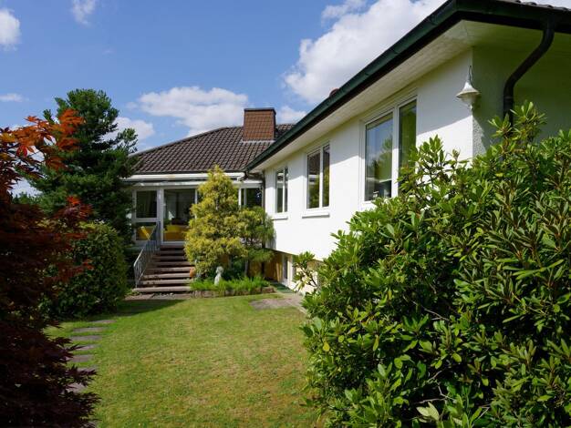 Villa zum Kauf provisionsfrei 789.000 € 10,5 Zimmer 294 m² 2.860 m² Grundstück Oberkaufungen Kaufungen 34260