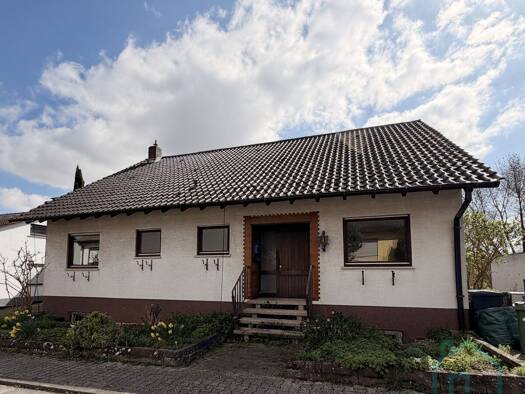 Einfamilienhaus zum Kauf 395.000 € 7 Zimmer 209 m² 623 m² Grundstück Obrigheim Obrigheim (Pfalz) 67283