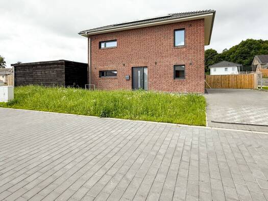 Einfamilienhaus zur Miete 1.900 € 6 Zimmer 156 m² 519 m² Grundstück Schleswig 24837