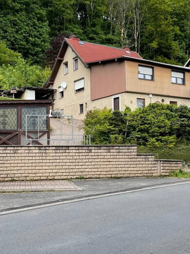 Haus zum Kauf 179.000 € 6 Zimmer 160 m² 684 m² Grundstück frei ab sofort Brotterode Brotterode-Trusetal 98596