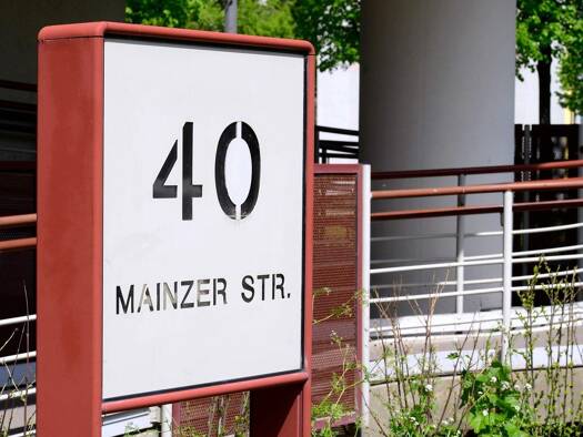 Wohnung zur Miete 290 € 2 Zimmer 37,6 m² 9. Geschoss Mainzer Straße 40 Rieth Erfurt 99089
