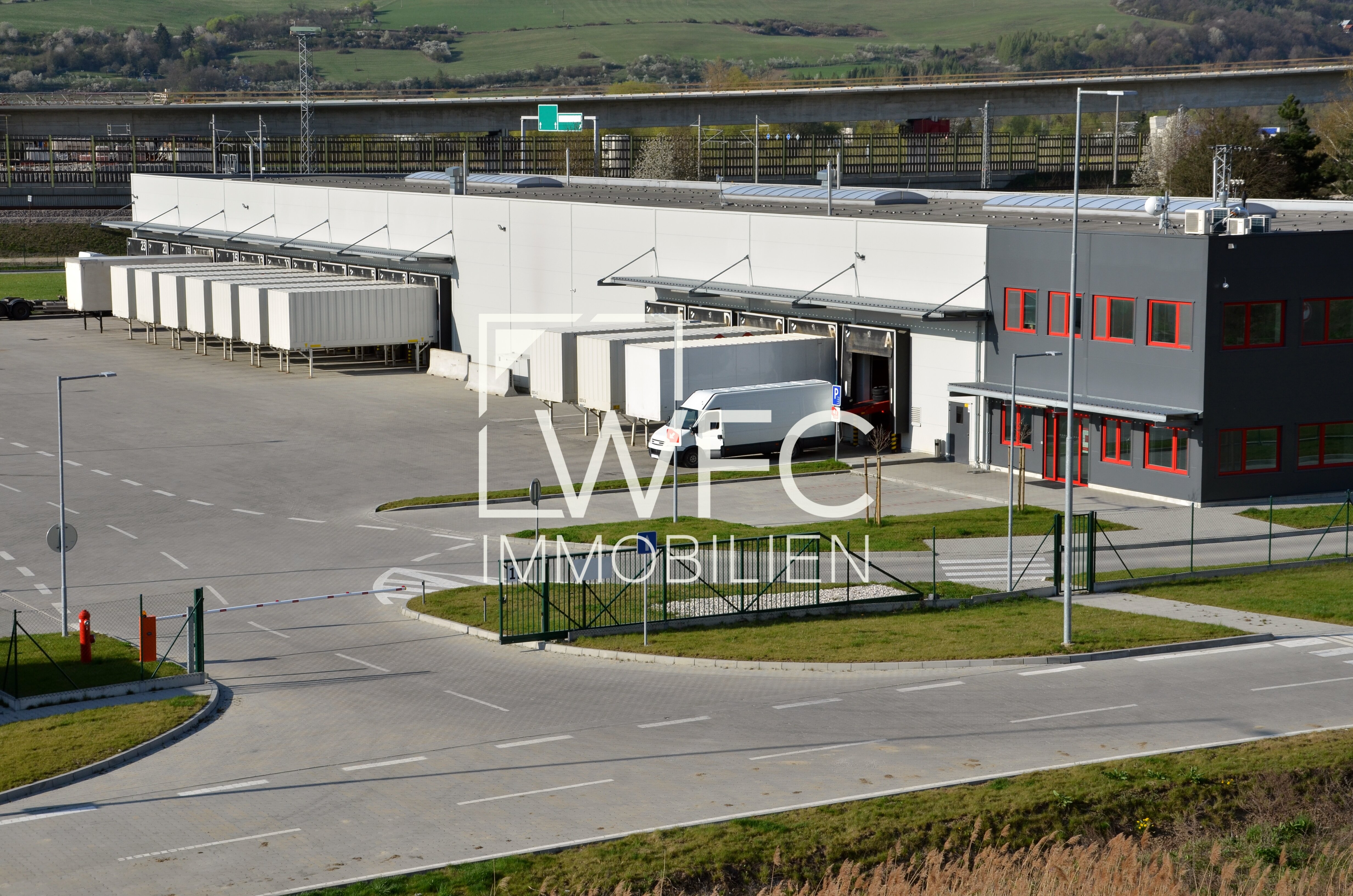 Lagerhalle zur Miete 10.600 m²<br/>Lagerfläche ab 5.100 m²<br/>Teilbarkeit Industriegebiet Süd Amberg 92224