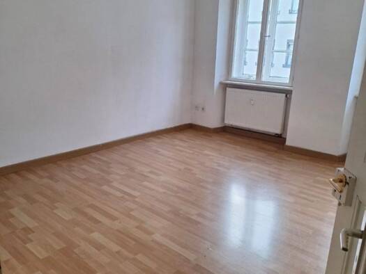 Mehrfamilienhaus zum Kauf 259.000 € 7 Zimmer 312 m² 240 m² Grundstück Pappenheim 91788