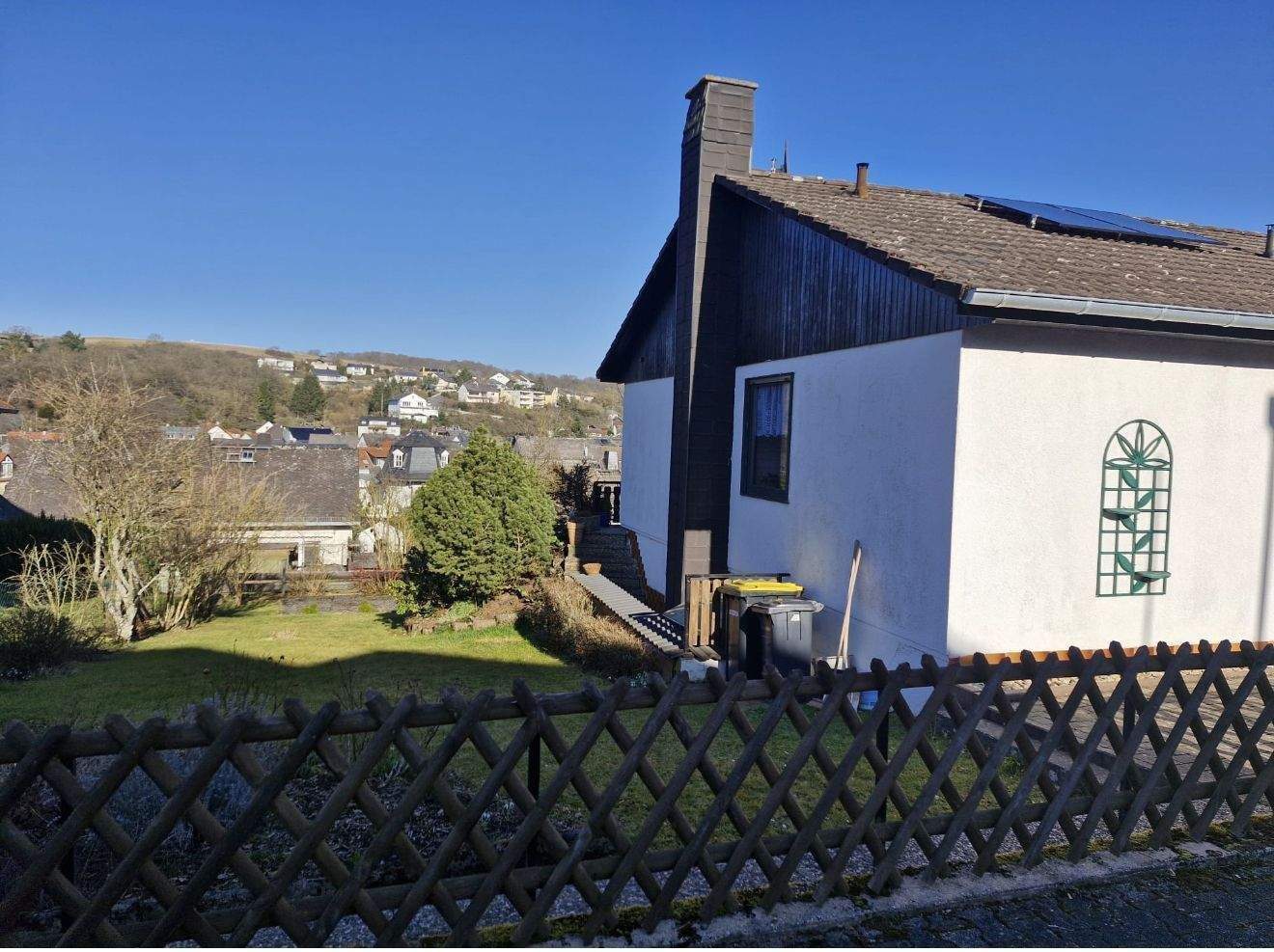 Immobilie in Hohenstein - +++ Preis reduziert+++ Einfamilienhaus mit Keller auf schönen Grundstück mit Garage - Bild 2