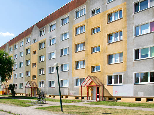 Wohnung zur Miete 335 € 2 Zimmer 49,4 m² 4. Geschoss frei ab 01.07.2026 Röpersdorfer Straße 7 Prenzlau 17291