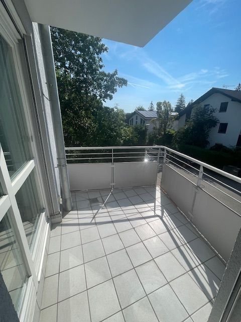 Wohnung zur Versteigerung 299.000 € 2 Zimmer 46 m²<br/>Wohnfläche 1.<br/>Geschoss ab sofort<br/>Verfügbarkeit Eichenau 82223