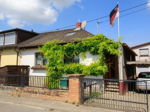 Einfamilienhaus zum Kauf 173.000 € 3 Zimmer 58 m² 114 m² Grundstück Rheingönheim Ludwigshafen am Rhein 67065