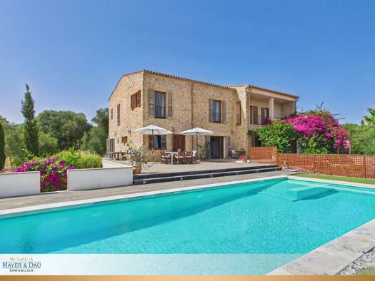 Landhaus zum Kauf 2.400.000 € 9 Zimmer 329 m² 16.881 m² Grundstück Sant Llorenç Des Cardassar 07530
