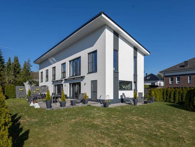 Villa zum Kauf 1.100.000 € 6 Zimmer 234 m² 850 m² Grundstück Altlünen Lünen 44534