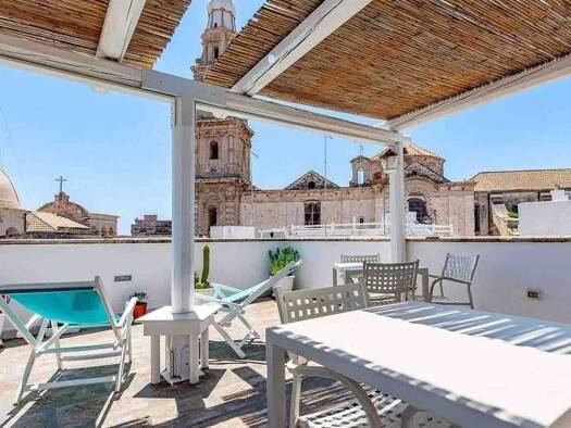 Haus zum Kauf 990.000 € 340 m² Monopoli 70043