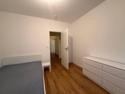WG-Zimmer zur Miete auf Zeit 430 € 12 m² 3. Geschoss Dierkower Höhe 31 Dierkow-Neu Ost 18146