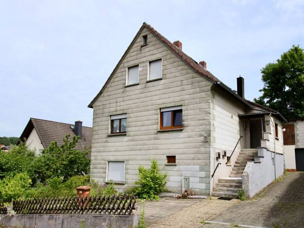 Einfamilienhaus zum Kauf 279.000 € 8 Zimmer 170 m² 605 m² Grundstück frei ab sofort Oberbiel Solms 35606
