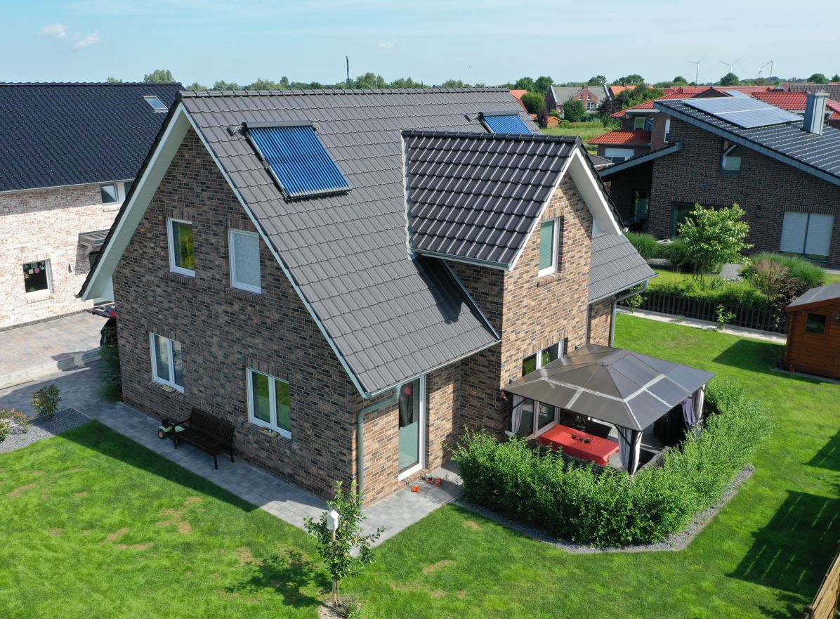 Einfamilienhaus zum Kauf provisionsfrei 470.600 € 6 Zimmer 135 m²<br/>Wohnfläche 570 m²<br/>Grundstück ab sofort<br/>Verfügbarkeit Neerstedt Dötlingen 27801