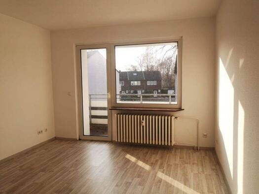Wohnung zur Miete 430 € 2 Zimmer 49,6 m² 1. Geschoss frei ab 16.12.2025 Birkenstr. 23 Alt-Homberg Duisburg 47198