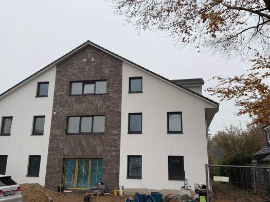 Wohnung zur Miete 1.318 € 3 Zimmer 82,4 m² 1. Geschoss Kölln-Reisiek 25337