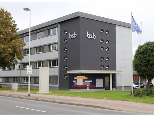 Bürofläche zur Miete provisionsfrei 780 € 8 Zimmer 260 m² Bürofläche Malchin Malchin 17139