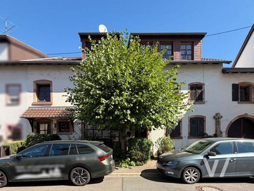 Mehrfamilienhaus zum Kauf 390.000 € 294 m² 416 m² Grundstück Ensheim Halberg 66131