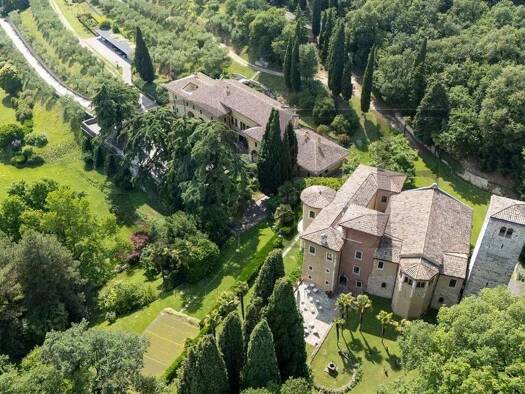 Einfamilienhaus zum Kauf 36.000.000 € 25 Zimmer 3.100 m² Verona 37100