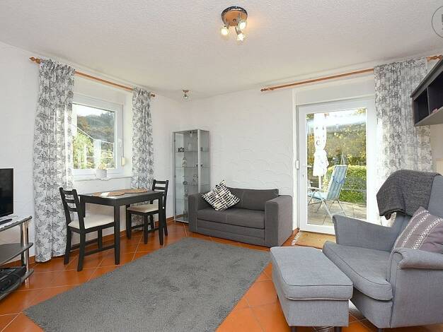 Wohnung zur Miete auf Zeit 990 € 2 Zimmer 40 m² frei ab sofort Süd Stuttgart 70199