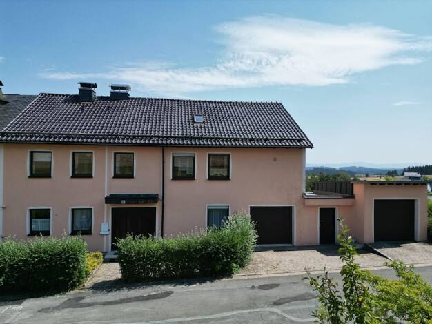 Doppelhaushälfte zum Kauf 245.000 € 8 Zimmer 201 m² 556 m² Grundstück Döbra Schwarzenbach a.Wald 95131