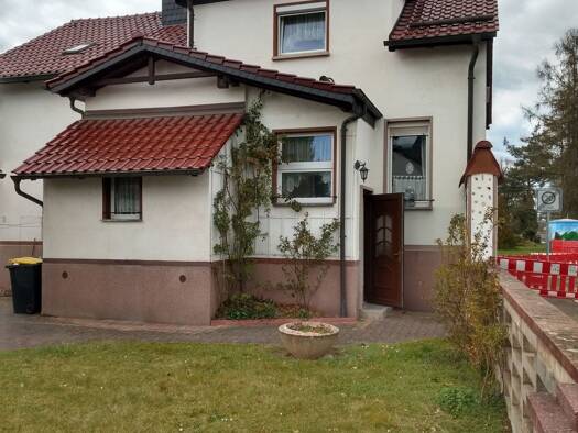 Einfamilienhaus zum Kauf als Kapitalanlage geeignet 469.000 € 6 Zimmer 190 m² 650 m² Grundstück Naunhof 04683