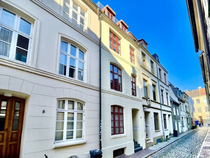 Mehrfamilienhaus zum Kauf 399.000 € 5 Zimmer 140 m²<br/>Wohnfläche 75 m²<br/>Grundstück Blüffelstr. 10 Altstadt Wismar 23966