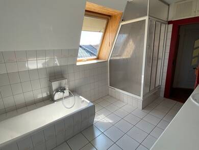 Wohnung zur Miete 570 € 4,5 Zimmer 114,4 m² 3. Geschoss frei ab 01.08.2025 Darwinstr. Altenburg Altenburg 04600