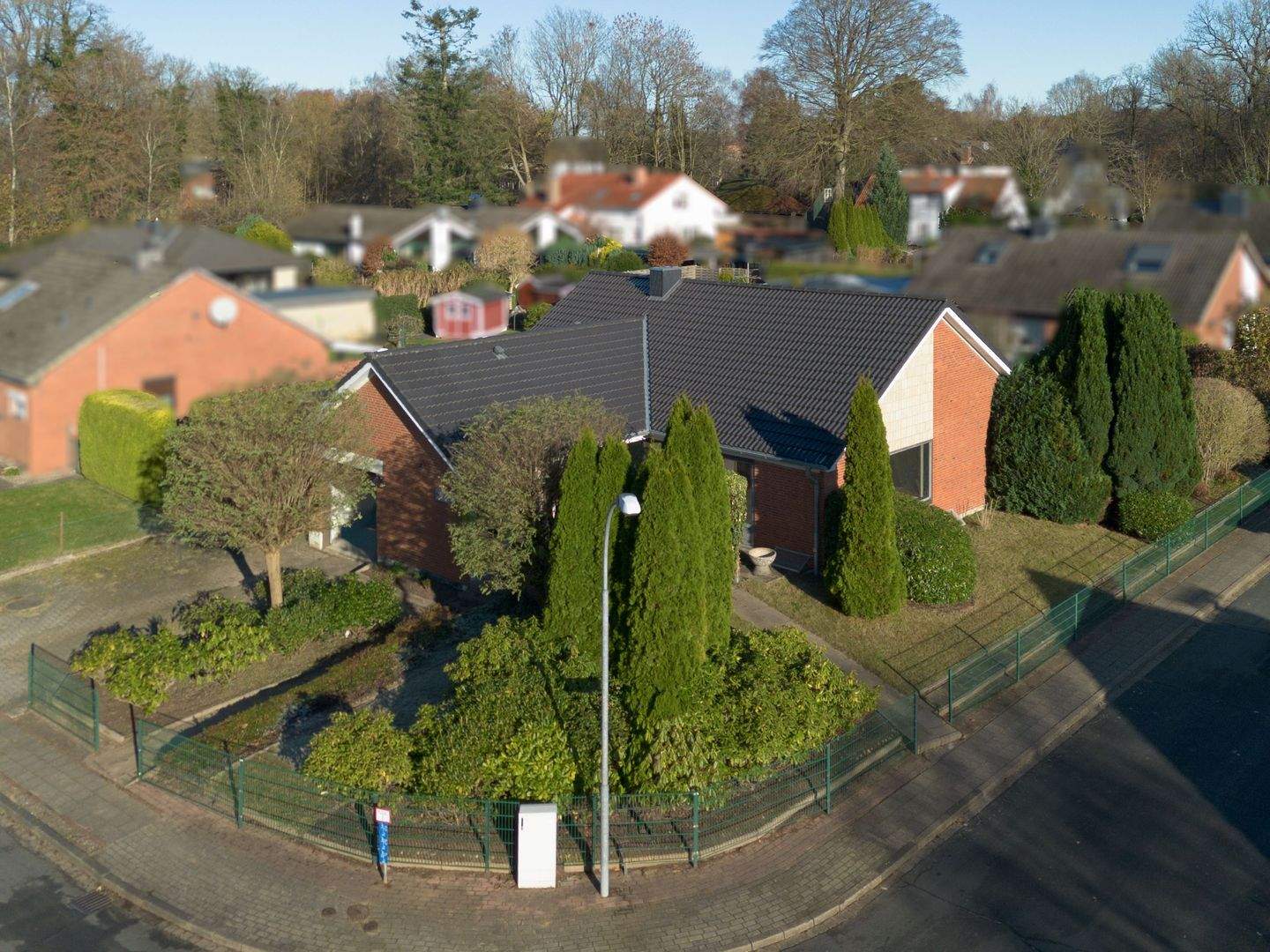 Immobilie in Kellinghusen - Gemütlicher Bungalow wartet auf liebevolle Sanierung – ebenerdiges Wohnen in ruhiger Umgebung - Bild 2