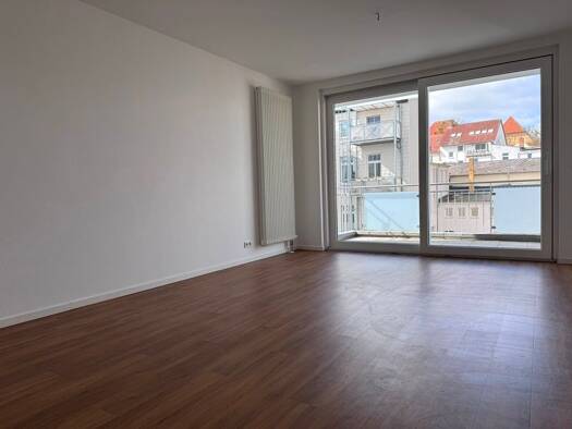 Wohnung zur Miete 970 € 3 Zimmer 97 m² Altstadt Schwerin 19053