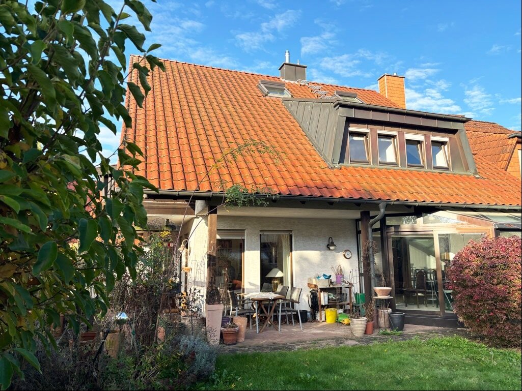 Einfamilienhaus zum Kauf 730.000 € 5 Zimmer 210 m²<br/>Wohnfläche 429 m²<br/>Grundstück Nilkheim Aschaffenburg 63741