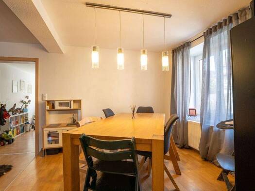 Wohnung zum Kauf 242.000 € 4 Zimmer 99 m² 1. Geschoss Hauptstraße 11 Oberpleichfeld 97241