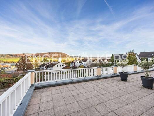 Einfamilienhaus zum Kauf 4 Zimmer 190 m² 1.470 m² Grundstück frei ab 01.04.2026 Treuchtlingen 91757