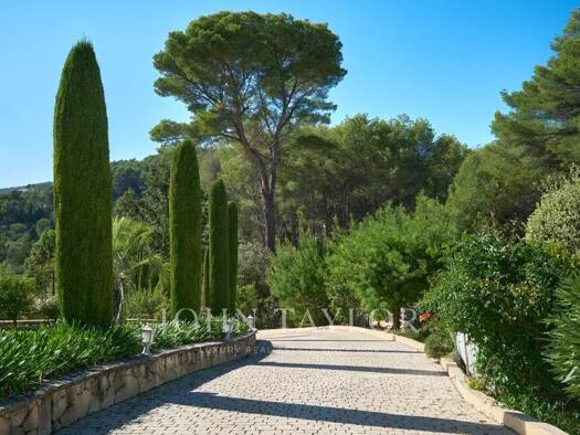 Einfamilienhaus zum Kauf provisionsfrei 2.150.000 € 6 Zimmer 250 m² 2.864 m² Grundstück Cabris 06530