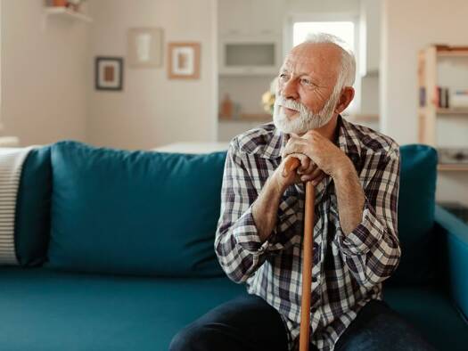 Wohnung zur Miete 413 € 2 Zimmer 44,8 m² 9. Geschoss frei ab 01.05.2026 St. Petersburger Str. 32 Seevorstadt-Ost/Großer Garten Dresden 01069