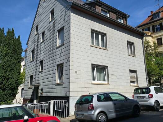 Mehrfamilienhaus zum Kauf 498.000 € 10 Zimmer 200 m² 266 m² Grundstück Süd Süd 70199