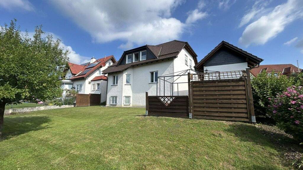 Einfamilienhaus zur Miete 1.500 € 7 Zimmer 200 m² Bruchhausen Arnsberg 59759