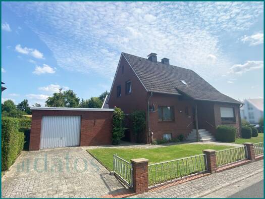 Einfamilienhaus zum Kauf 265.000 € 8 Zimmer 133 m² 928 m² Grundstück Wallenhorst 49134