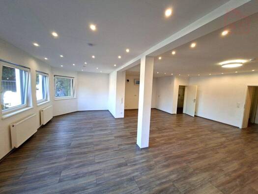 Wohnung zum Kauf 135.000 € 2,5 Zimmer 95 m² Innenstadt Neunkirchen/Saar 66538