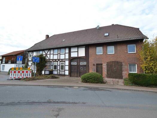 Mehrfamilienhaus zum Kauf 69.900 € 13 Zimmer 356 m² 1.817 m² Grundstück Schulstraße 10 Sebexen Hehlen 37619