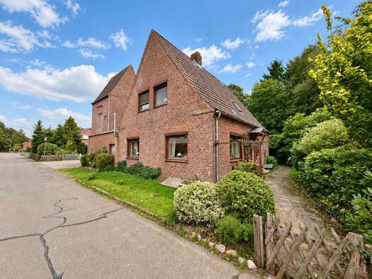 Einfamilienhaus zum Kauf 165.000 € 4 Zimmer 147,9 m² 1.188 m² Grundstück Süderhastedt 25727