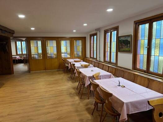 Restaurant zur Miete provisionsfrei 200 m² Gastrofläche 1.279 m² Grundstück Nußbach Triberg im Schwarzwald 78098