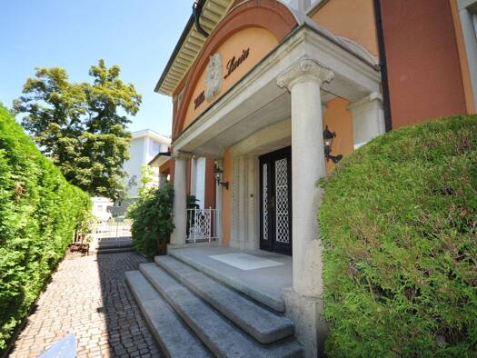 Bürofläche zur Miete 3.390 € 5 Zimmer 221 m² Bürofläche Petershausen Konstanz 78464