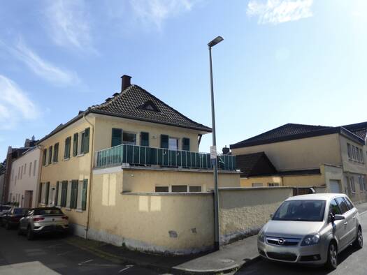 Mehrfamilienhaus zum Kauf 450.000 € 6 Zimmer 150 m² 313 m² Grundstück Erbach Eltville am Rhein 65346