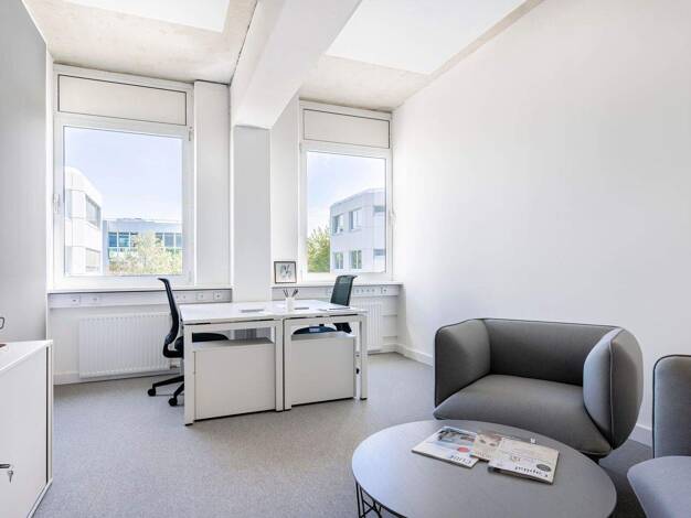 Bürofläche zur Miete provisionsfrei 1.149 € 30 m² Bürofläche Carl-Zeiss-Ring 15a Ismaning 85737